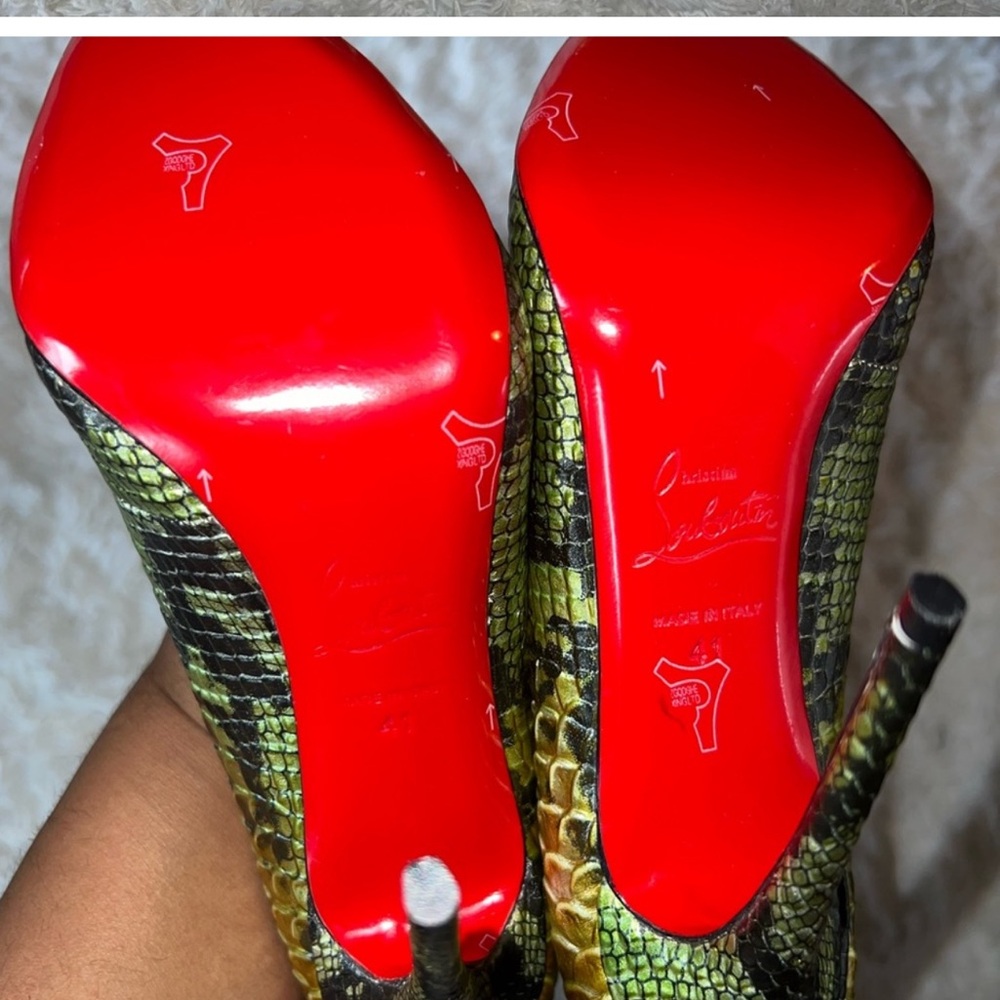 Rare Christian Louboutin So Kate Heels in Snake Skin print (NWOT) size 41 US 11 - Picture 5 of 5